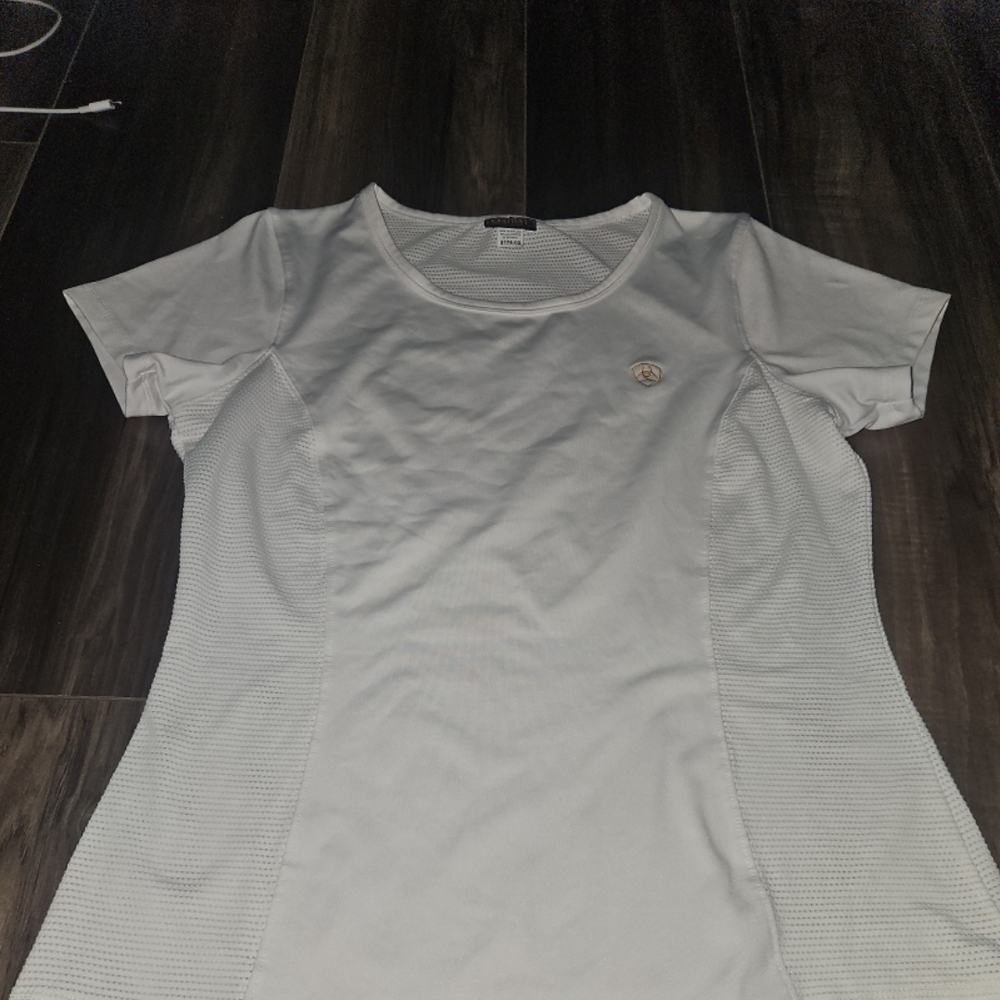 Ariat Women's White Short Sleeve Tee
